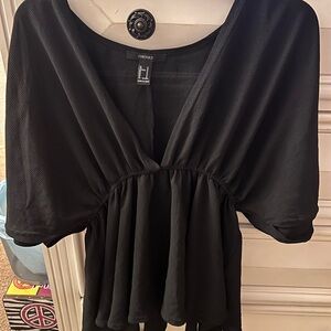 Forever 21 Black V-Neck Blouse (M)